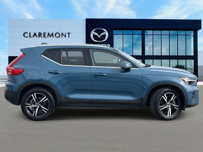 Used 2024 Volvo XC40 B5 Core