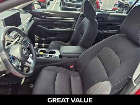 Certified 2023 Nissan Altima 2.5 SV w/ SV Premium Package AWD/4WD image 15