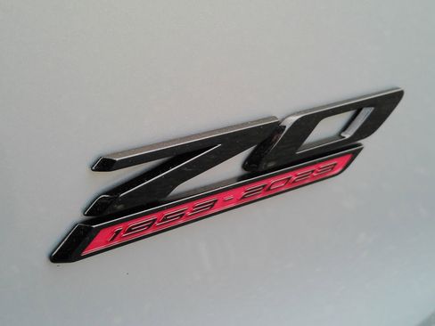 Used 2023 Chevrolet Corvette Stingray Premium Conv w/ 3LT RWD image 40