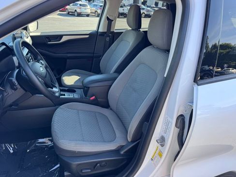 Used 2022 Ford Escape SE w/ Cold Weather Package AWD/4WD image 19