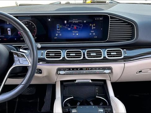Used 2024 Mercedes-Benz GLE 350 4MATIC image 9