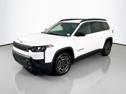 New 2026 Jeep Cherokee Laredo AWD/4WD image 3