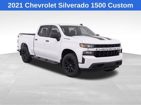 Used 2021 Chevrolet Silverado 1500 Custom w/ Rally Edition AWD/4WD image 2