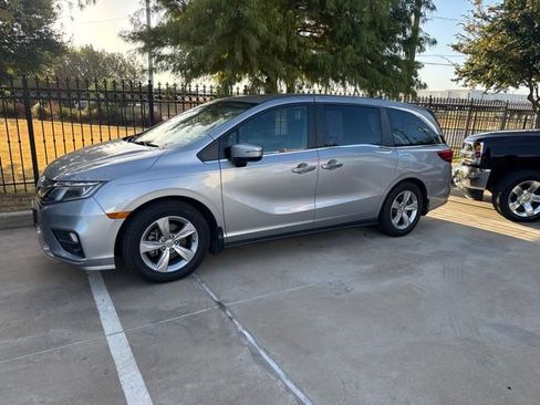 Used 2018 Honda Odyssey EX-L image 1