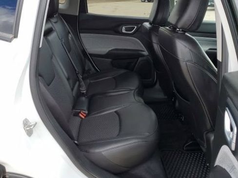 Used 2022 Jeep Compass Latitude w/ Convenience Group AWD/4WD image 28