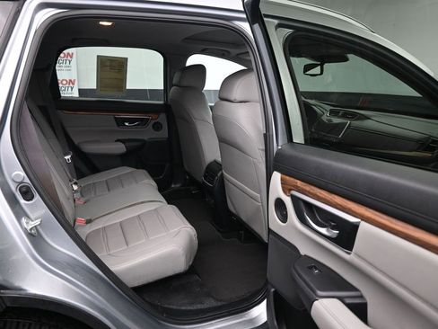 Used 2022 Honda CR-V Touring image 12