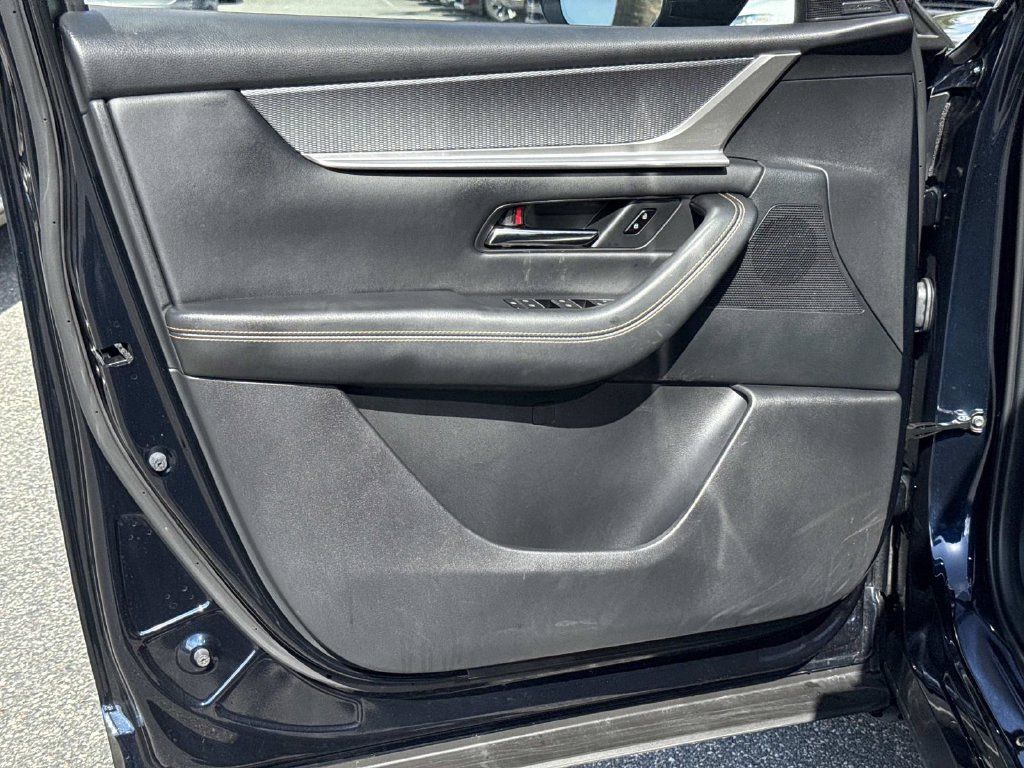 Certified 2025 MAZDA CX-90 Plug-In Hybrid w/ Premium Plus AWD/4WD image 22