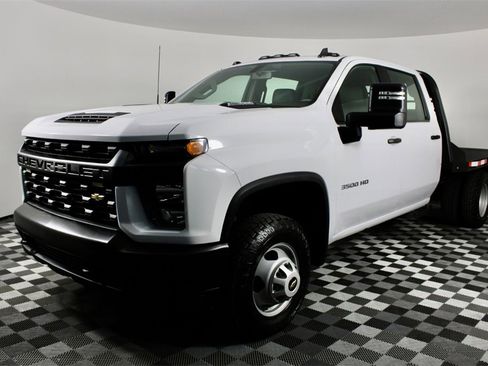 Used 2022 Chevrolet Silverado 3500 W/T w/ WT Fleet Convenience Package image 4