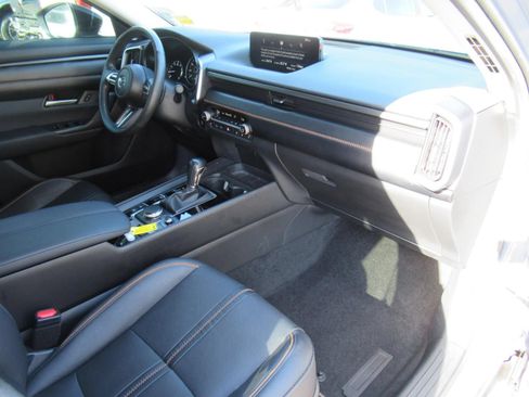 Used 2024 MAZDA CX-50 AWD 2.5 Turbo w/ Premium Pkg image 12