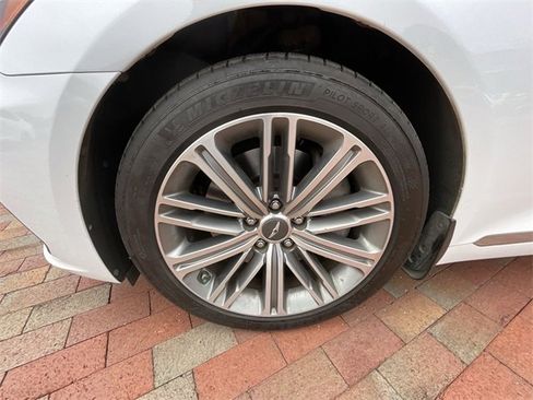 Used 2018 Genesis G80 3.8 image 10