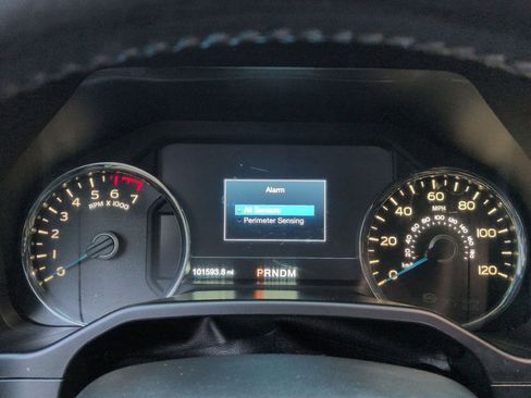 Used 2017 Ford F150 Lariat w/ Equipment Group 501A Mid image 38