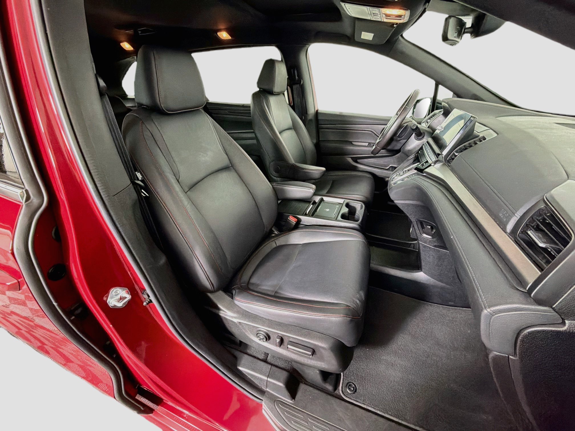 Used 2025 Honda Odyssey Sport-L image 33
