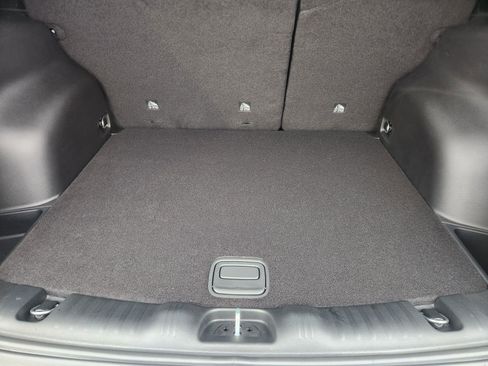 New 2026 Jeep Compass Latitude image 24