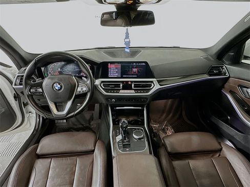 Used 2020 BMW 330i Sedan w/ Convenience Package image 3