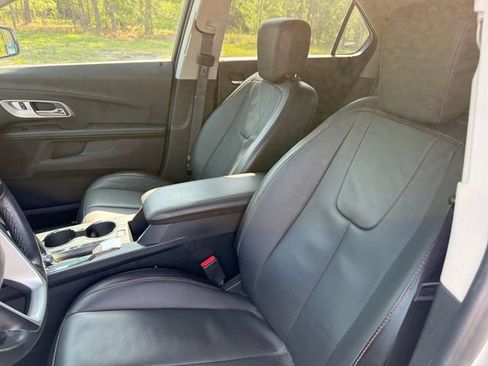 Used 2016 Chevrolet Equinox LTZ w/ Enhanced Convenience Package FWD image 14