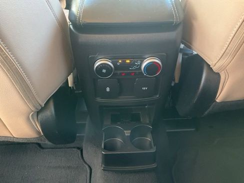 Used 2023 Ford Explorer Limited image 24