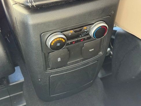 Certified 2023 Ford Explorer Limited image 13