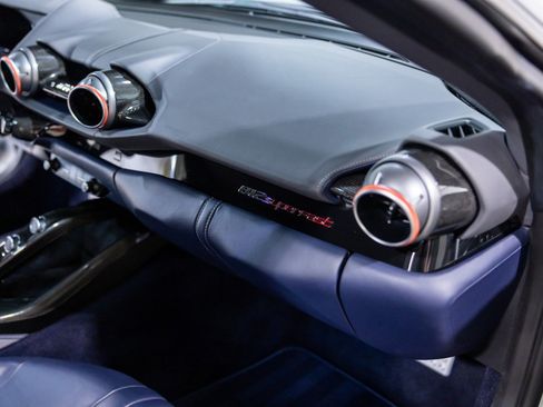 Used 2019 Ferrari 812 Superfast RWD image 31