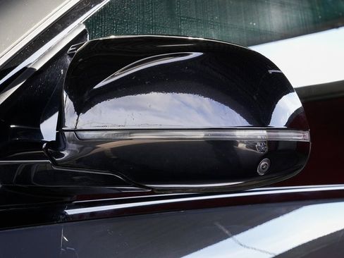 Used 2022 BMW X5 M Competition w/ Competition Package 2 image 18