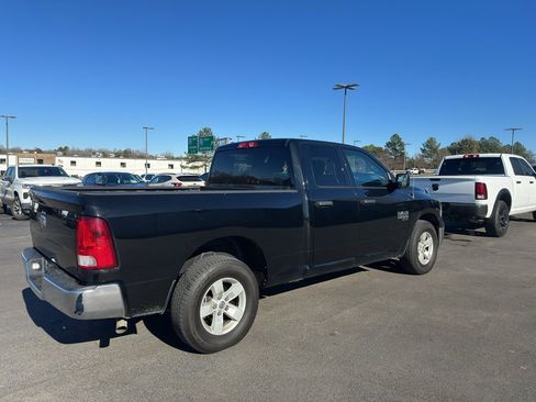 Used 2024 RAM 1500 Classic SLT image 5