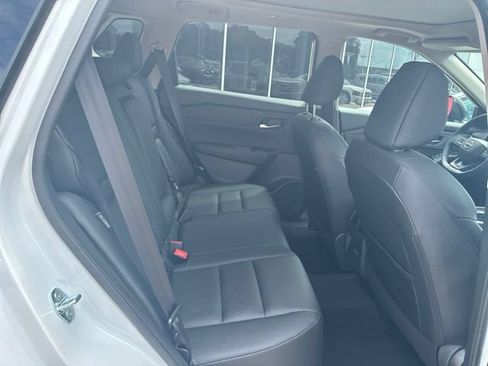 Used 2026 Nissan Rogue Dark Armor FWD image 9