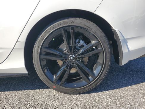 New 2026 Acura Integra A-Spec image 9