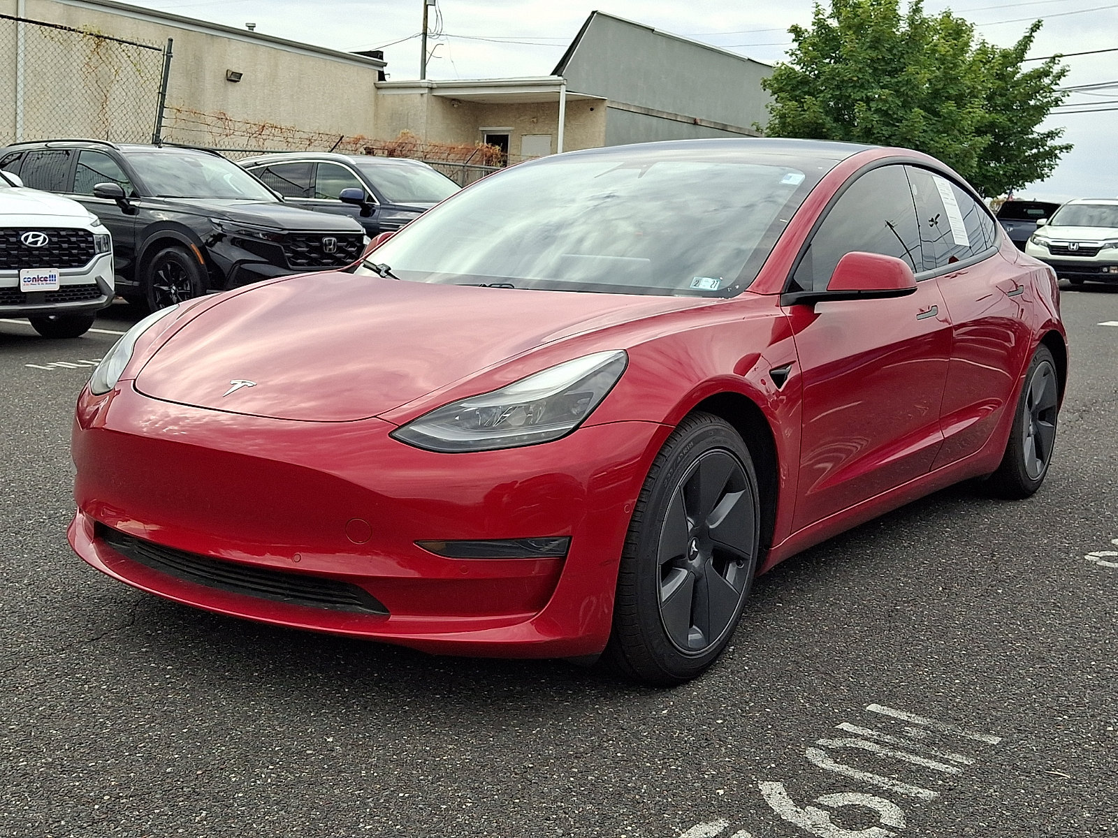 Used 2021 Tesla Model 3 Standard Range Plus RWD image 3