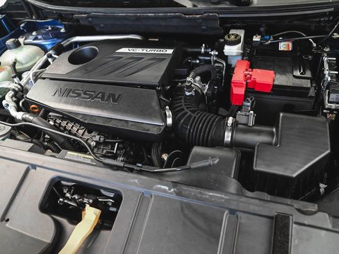 Used 2022 Nissan Rogue Platinum w/ Head-Up Display Package image 38