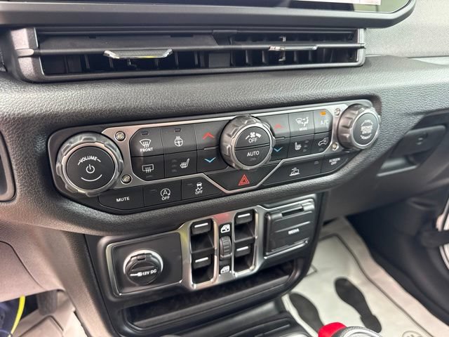 New 2026 Jeep Gladiator Sport AWD/4WD image 19