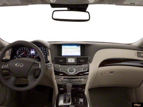 Used 2013 INFINITI M37 w/ Premium Pkg RWD image 4