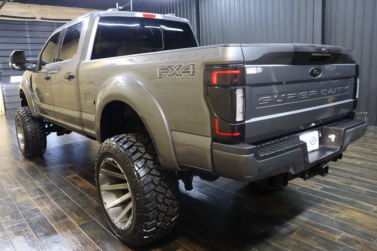 Used 2022 Ford F250 Lariat w/ Black Appearance Package AWD/4WD image 3