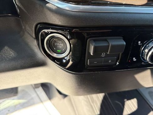 New 2026 GMC Sierra 1500 SLE AWD/4WD image 23