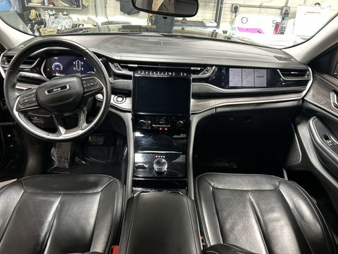 Used 2022 Jeep Grand Cherokee L Limited w/ Trailer Tow Group (B) image 21