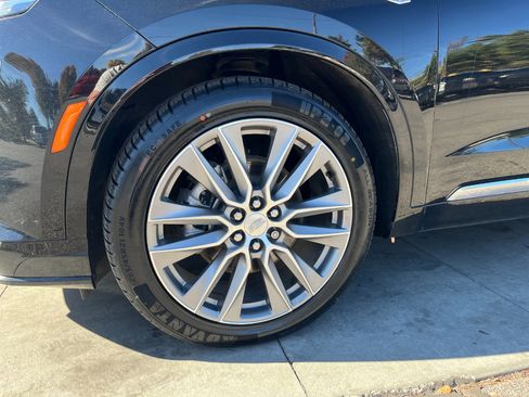 Used 2021 Cadillac XT6 Sport image 29