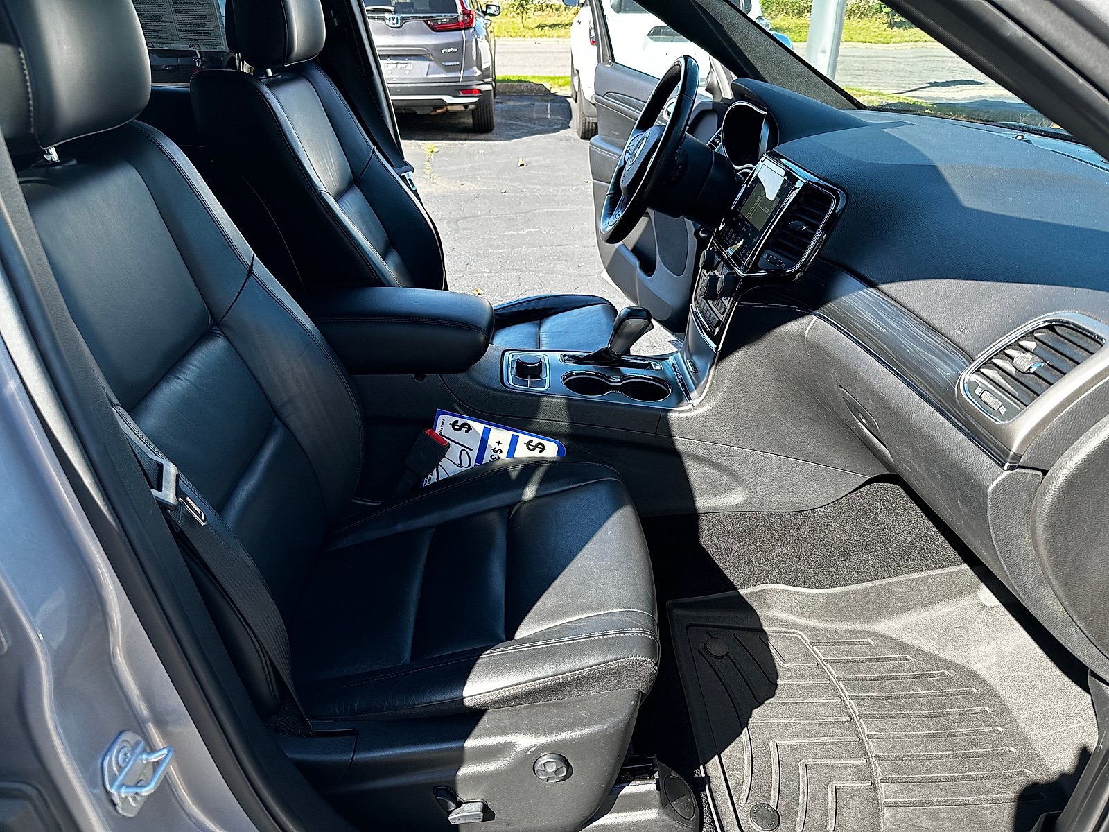 Used 2020 Jeep Grand Cherokee Limited w/ Premium Lighting Group AWD/4WD image 20