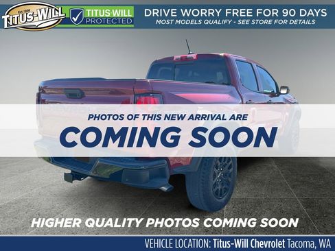 Used 2023 Chevrolet Colorado Trail Boss w/ Advanced Trailering Package AWD/4WD image 4