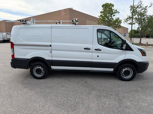 Used 2018 Ford Transit 250 130 Low Roof RWD image 38