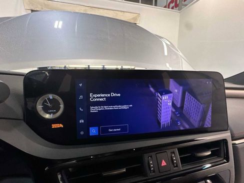 Used 2023 Lexus ES 350 F Sport w/ Accessory Package (Z2) image 24