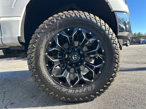 Used 2022 Ford F150 XLT image 13