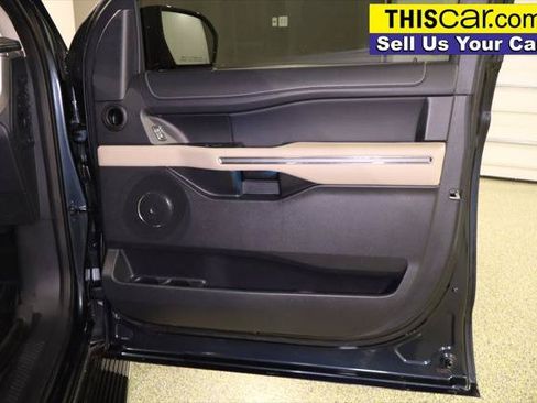 Used 2023 Ford Expedition XLT RWD image 36
