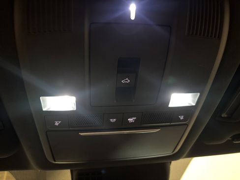 Used 2019 MAZDA CX-9 Signature image 24