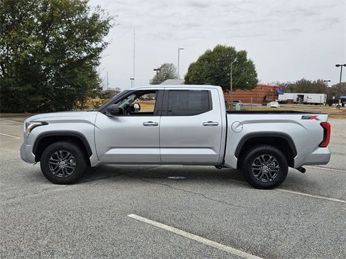 Used 2023 Toyota Tundra SR5 image 4