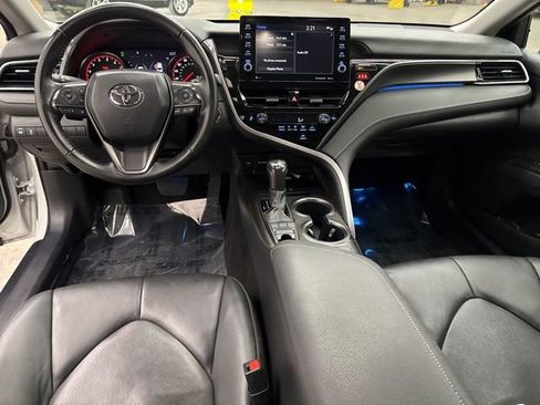 Used 2024 Toyota Camry XSE image 9