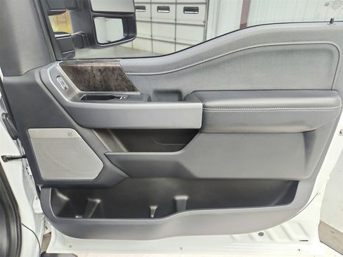Used 2024 Ford F250 Lariat w/ Sport Appearance Package image 43
