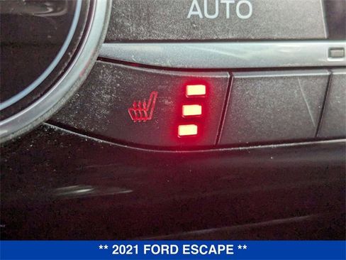 Used 2021 Ford Escape SE w/ Convenience Package image 24