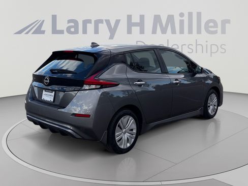 Used 2025 Nissan Leaf S FWD image 6