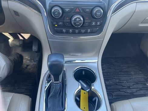 Used 2017 Jeep Grand Cherokee Limited image 14