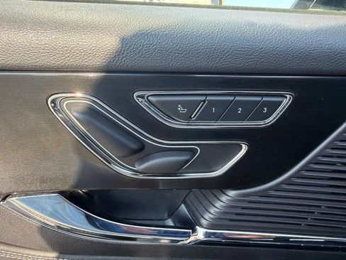 Used 2022 Lincoln Corsair FWD image 16