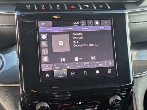 Certified 2023 Jeep Grand Cherokee Laredo AWD/4WD image 21