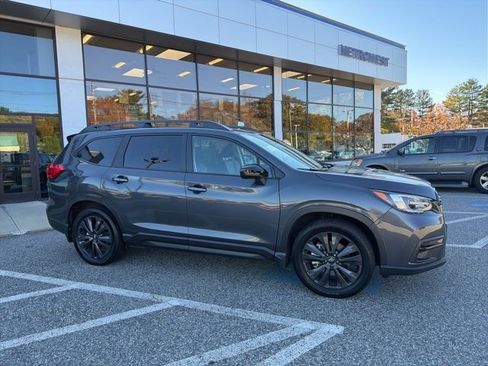 Used 2022 Subaru Ascent Onyx Edition image 10